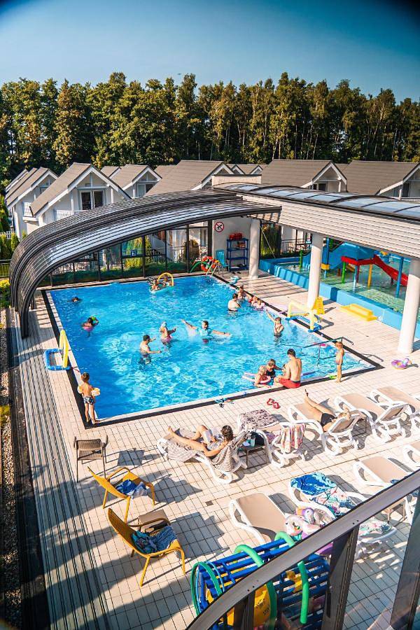 Domek letniskowy dla 6 osób, z ogród i basen, Dla rodziny w Sianożęty