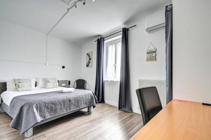 Hôtel pour 2 personnes, avec piscine et terrasse à Entraigues-sur-la-Sorgue - 3