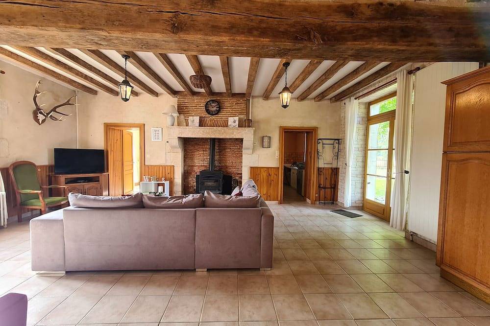 Maison de campagne en Berry, proche Châteaux de Loire in Clion, Région de Châteauroux