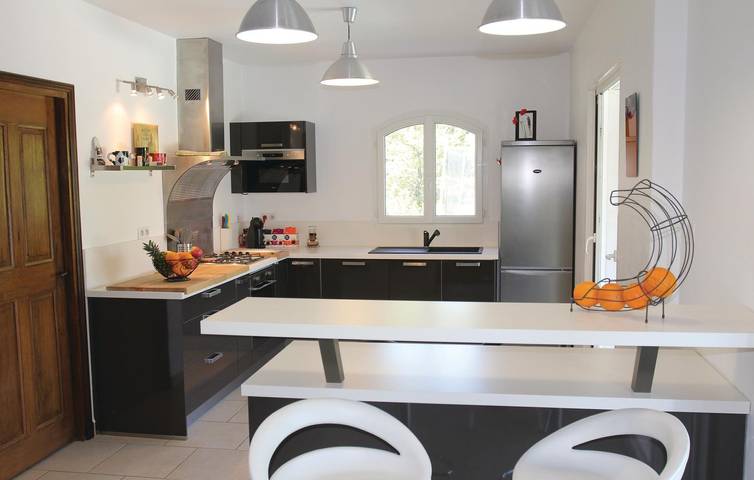 Location de vacances pour 8 personnes, avec terrasse et piscine à Apt - 4