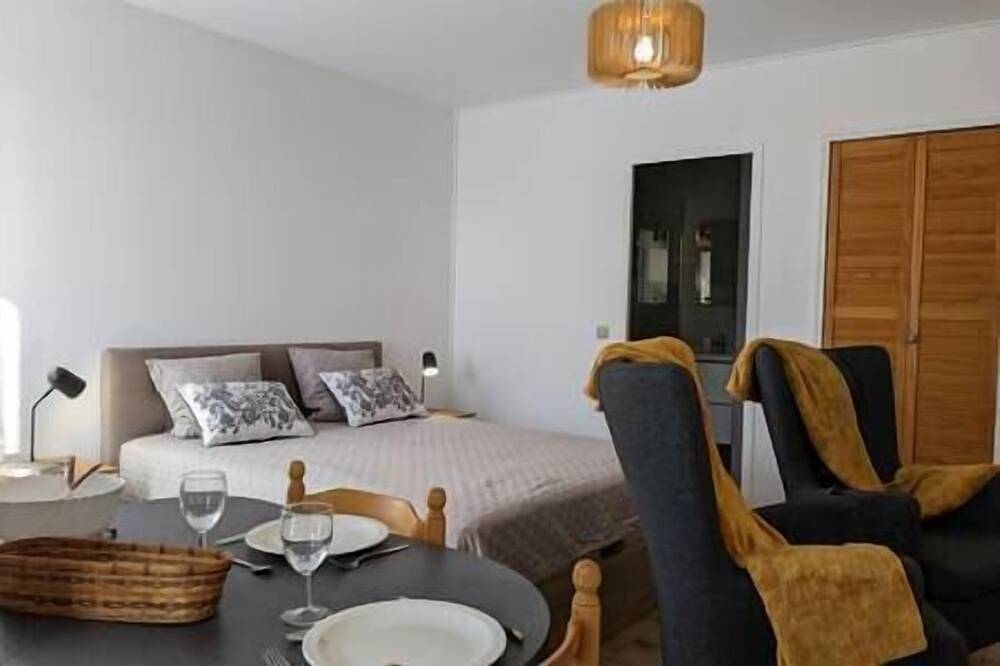 Apartamento entero, Cybele Gardens in Gréoux-les-Bains, Parc naturel régional du Verdon