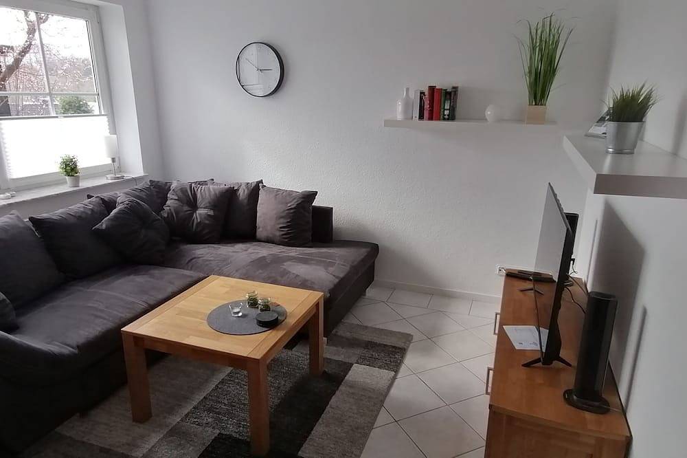 Ganze Wohnung, Neu eingerichtete gemütliche Ferienwohnung in ruhiger Lage in Reichshof, Oberbergischer Kreis