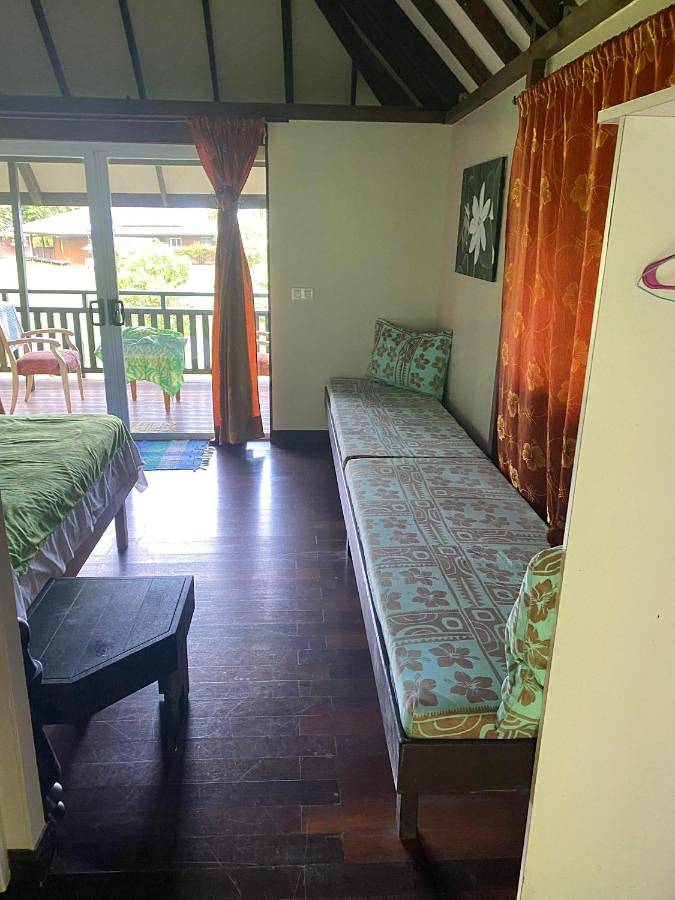 Location de vacances pour 6 personnes, avec jardin ainsi que terrasse et vue dans Teahupo'o - 4