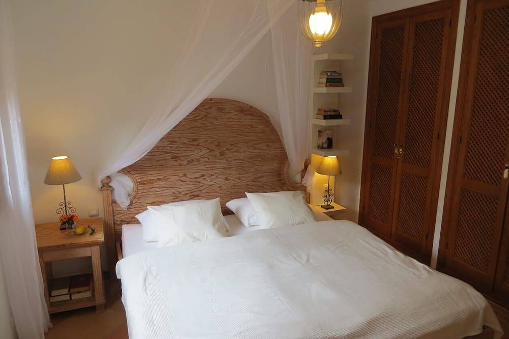 Lastminute - Traumhafte Finca Pool, wunderschönem Garten,wenige Min. zum Strand in Son Moja, Santanyí
