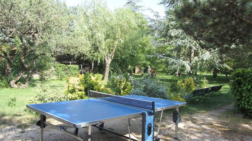 Hôtel pour 3 personnes, avec piscine et jardin, animaux acceptés à Plan-d'Aups-Sainte-Baume - 2