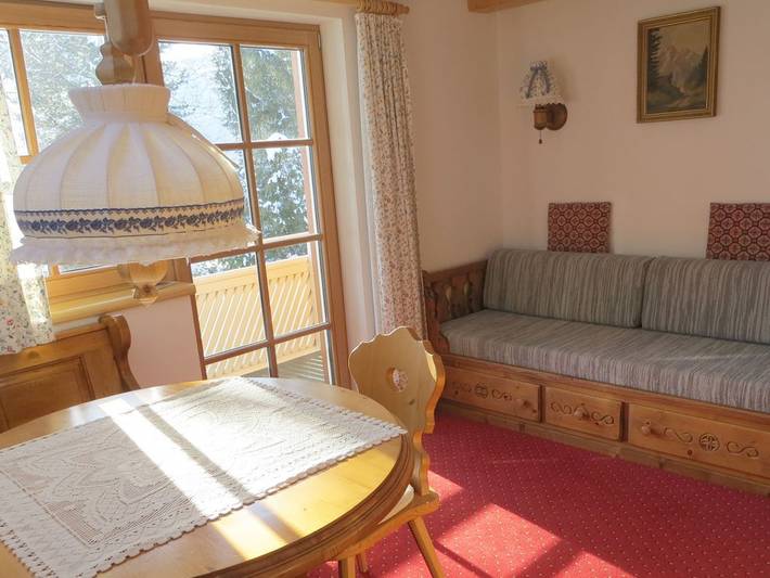 Ferienhaus für 2 Personen, mit Balkon und Terrasse im Kleinwalsertal - 3