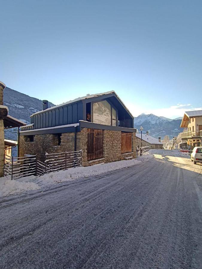 Gîte pour 2 personnes, avec vue et jardin dans Roisan - 3