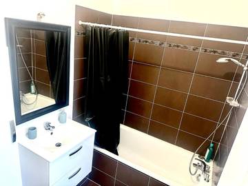 Gîte pour 2 personnes, avec jardin et vue à Magny-le-Hongre