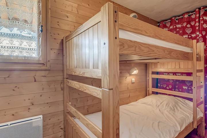 Geräumiges Chalet in Champagny en Vanoise, 10 Pers, WLAN, Parkplatz in Champagny-en-Vanoise, Vanoise-Massiv