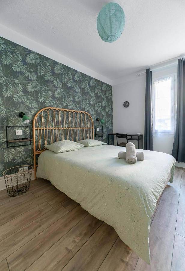 Gîte pour 10 personnes, avec vue et balcon à Gannat - 2