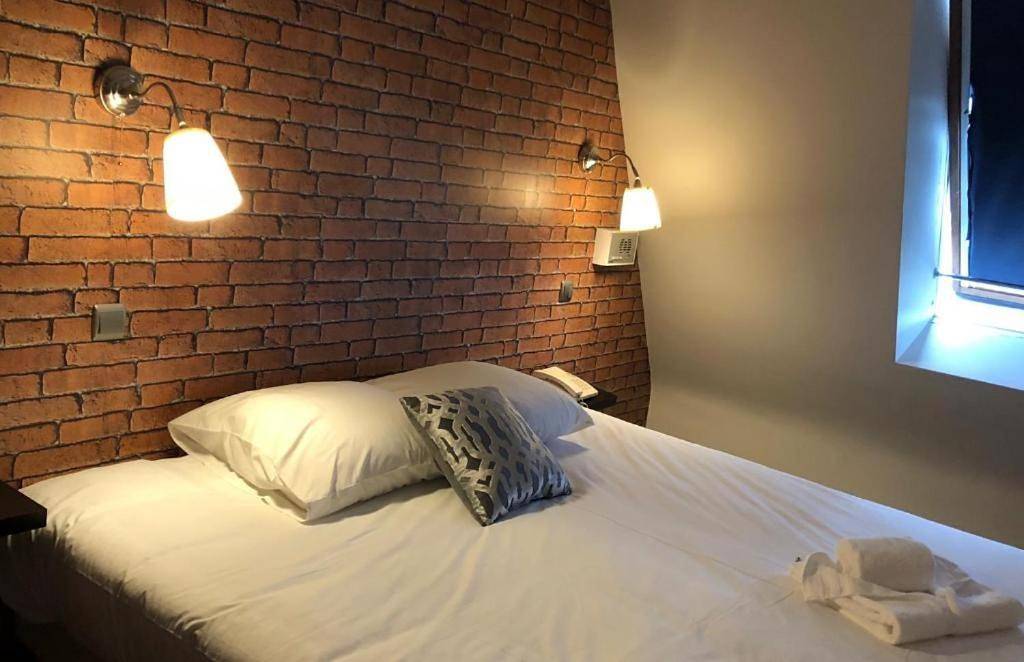 Comfort Triple Room in Rosporden, Région de Quimper