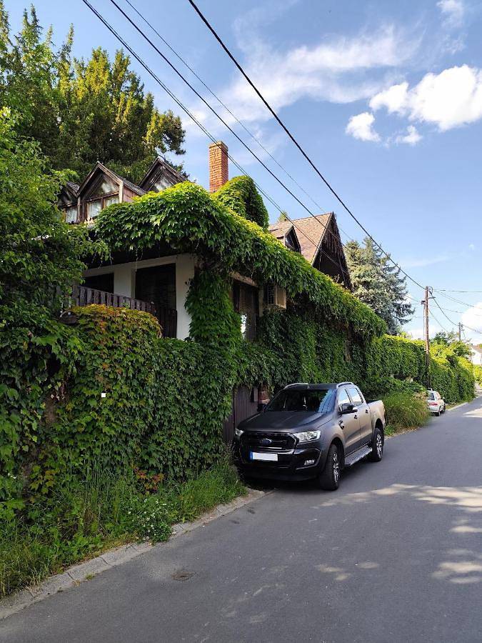 Ganze Ferienwohnung, Double Room with Private Bathroom in Badacsonytomaj, Balaton Region