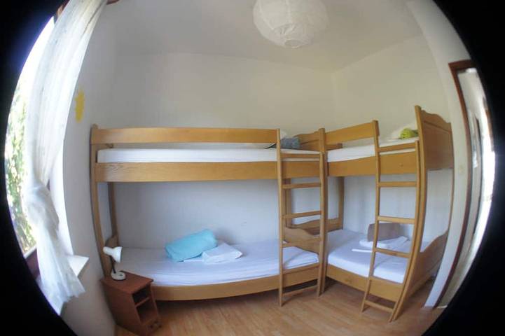 A P A R T M E N T - 7 7     Privater Strand & Swimmingpool in Starigrad Paklenica, Starigrad