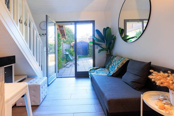 Location de vacances pour 4 personnes, avec jardin et terrasse, adapté aux familles dans Plage De La Savane - 2