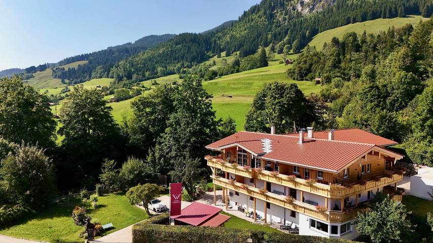 Hütte für 4 Personen, mit Balkon und Terrasse sowie Garten und Sauna in Bad Hindelang