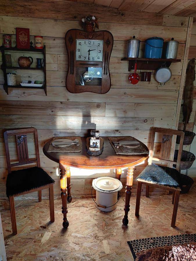 Gîte pour 2 personnes, avec Terrasse ainsi que Jardin et Vue à La Bourgonce