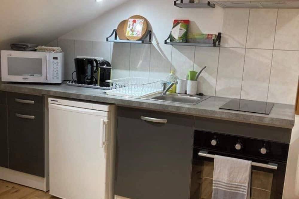 Entire apartment, Gorgeous 1-bedroom apartment in charming Lélex perfect for getaway in Lélex, Parc naturel régional du Haut-Jura