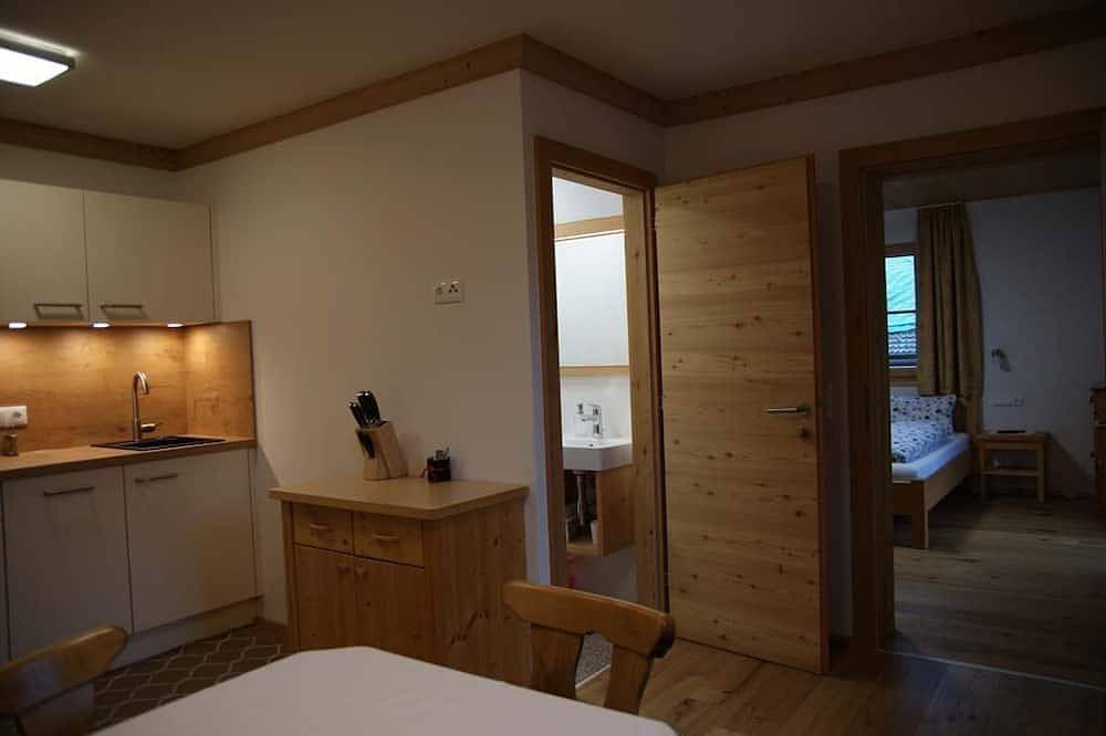 Ferienwohnung 02 - Gästehaus Obererlacher in Gailtaler Alpen, Obertilliach