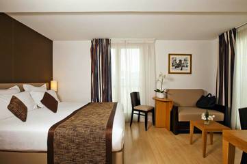 Location de vacances pour 5 personnes, avec vue, animaux acceptés dans Théâtre Mogador