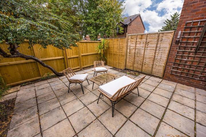 Shell Cove - With Sunny Rear Patio Near Harbourside Park in Poole, Poole Harbour