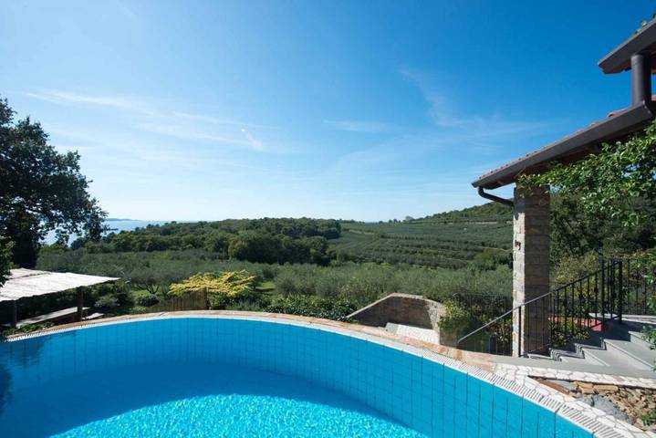 Villa mit pool für 6 Personen, mit Ausblick und Pool sowie Sauna und Garten in Slowenien - 3