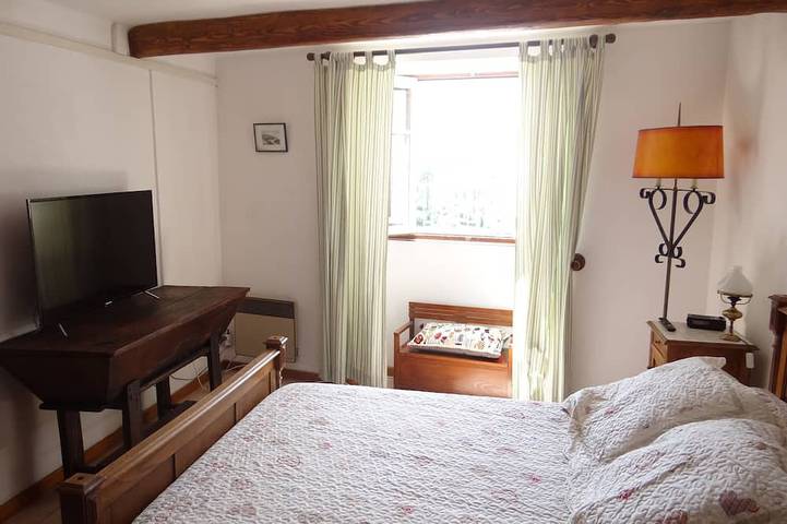 Location de vacances pour 8 personnes, avec jardin et balcon à Bordezac - 3