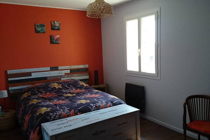 Location de vacances pour 2 personnes, avec piscine et jardin à Vénès - 2