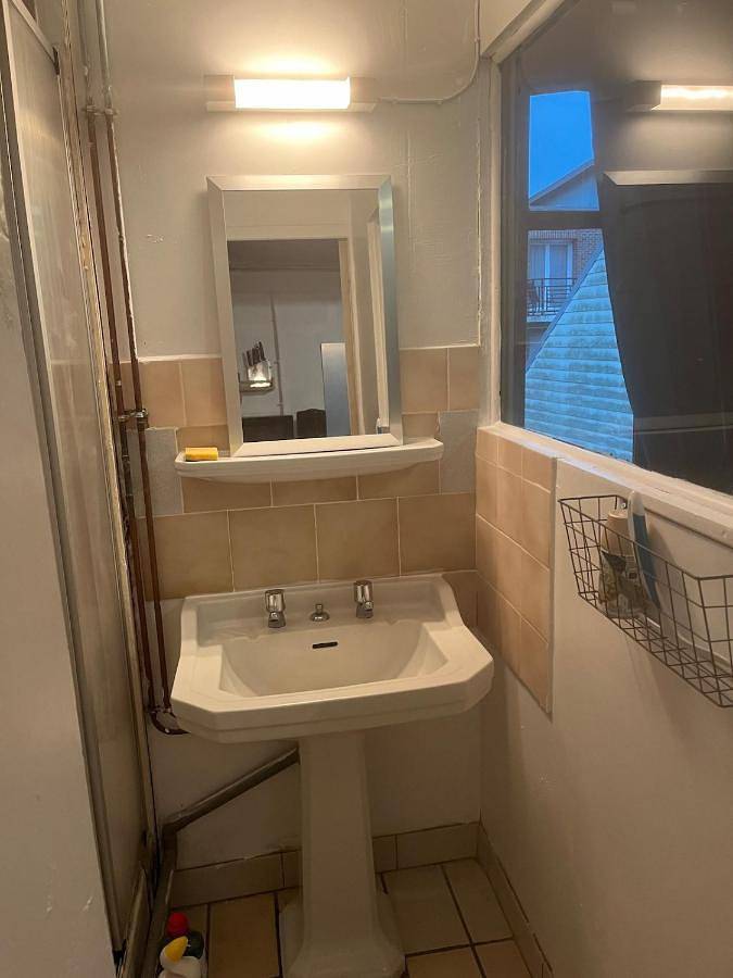 Appartement entier, One-Bedroom Apartment in Le Tréport, Région de Dieppe
