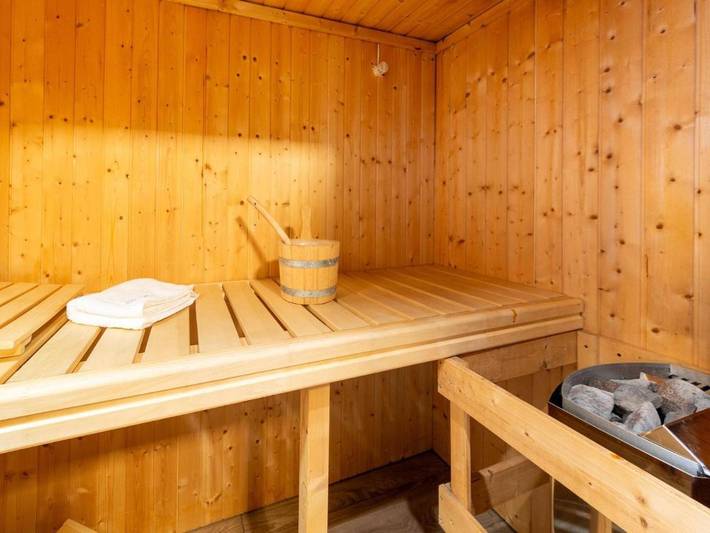 Gîte pour 2 personnes, avec jacuzzi à La Calamine - 2
