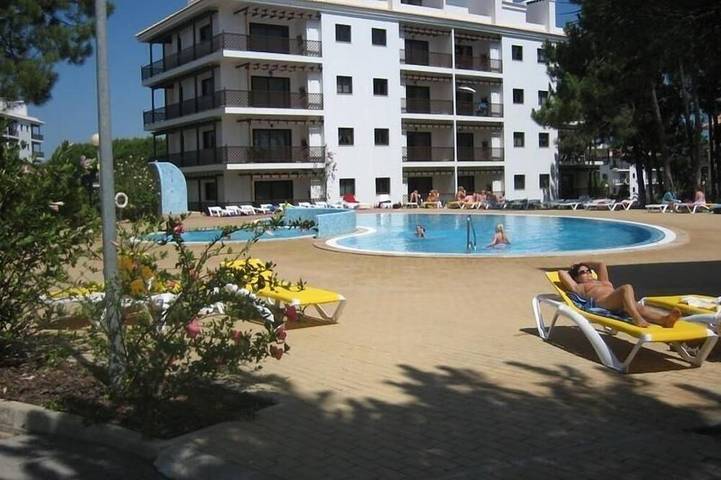Ferienpark für 4 Personen, mit Balkon und Pool an der Algarve