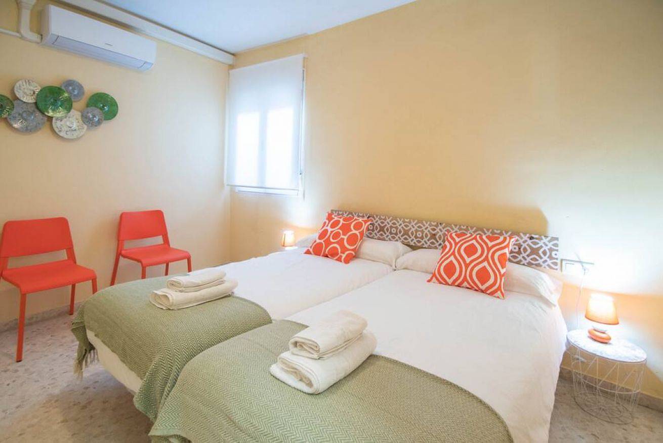 Hel lejlighed, Ferielejlighed for 4 personer med balkon/terrasse in Playa La Victoria, Cádiz