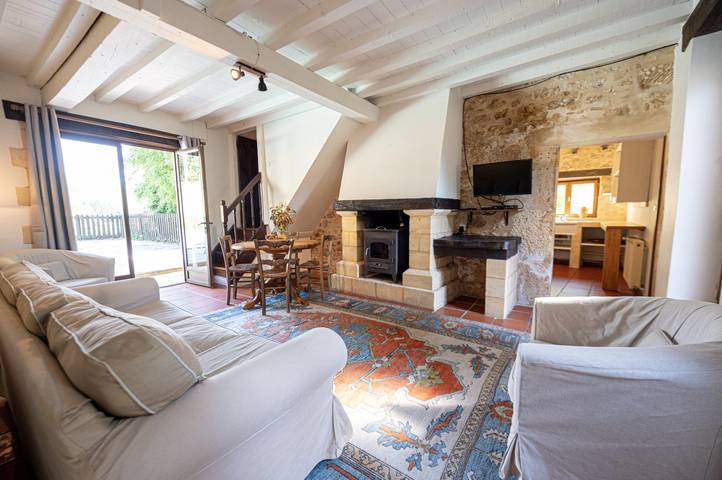 Gîte pour 5 personnes, avec jardin et piscine à Peyzac-le-Moustier - 2