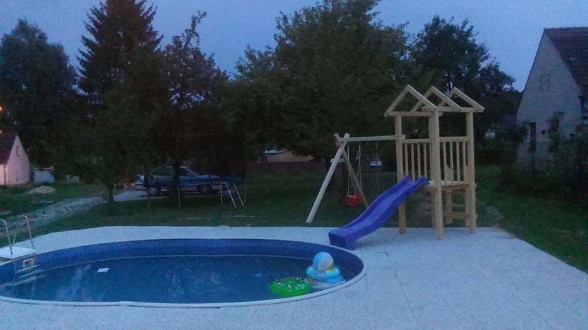 Gîte pour 6 personnes, avec jardin ainsi que terrasse et piscine, animaux acceptés à Libín - 3