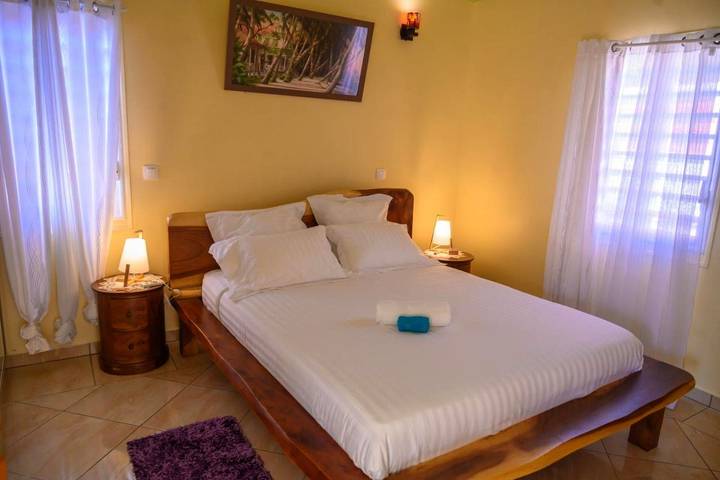 Location de vacances pour 4 personnes, avec jardin ainsi que piscine et jacuzzi à Anse-Bertrand - 3