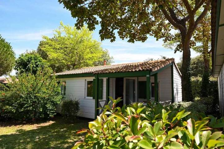 Chalet für 5 Personen, mit Kinderpool und Whirlpool in Saint-Georges-d'Oléron
