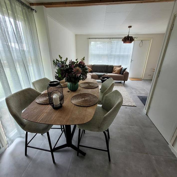 Chambre d’hôte pour 4 personnes, avec jardin ainsi que vue et terrasse