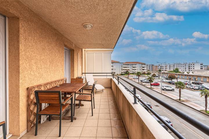 Apartamento entero, Apartamento de vacaciones para 2 personas con terraza in Moriani-Plage, Región de Corte