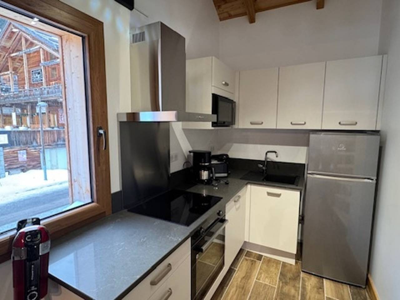 Appartement entier, Superbe duplex style refuge avec parking pour 5 pers in Montgenèvre, Région de Briançon