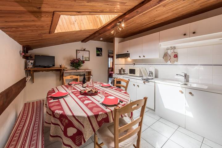 Gîte pour 4 personnes, avec terrasse, animaux acceptés dans Aime-la-Plagne - 2