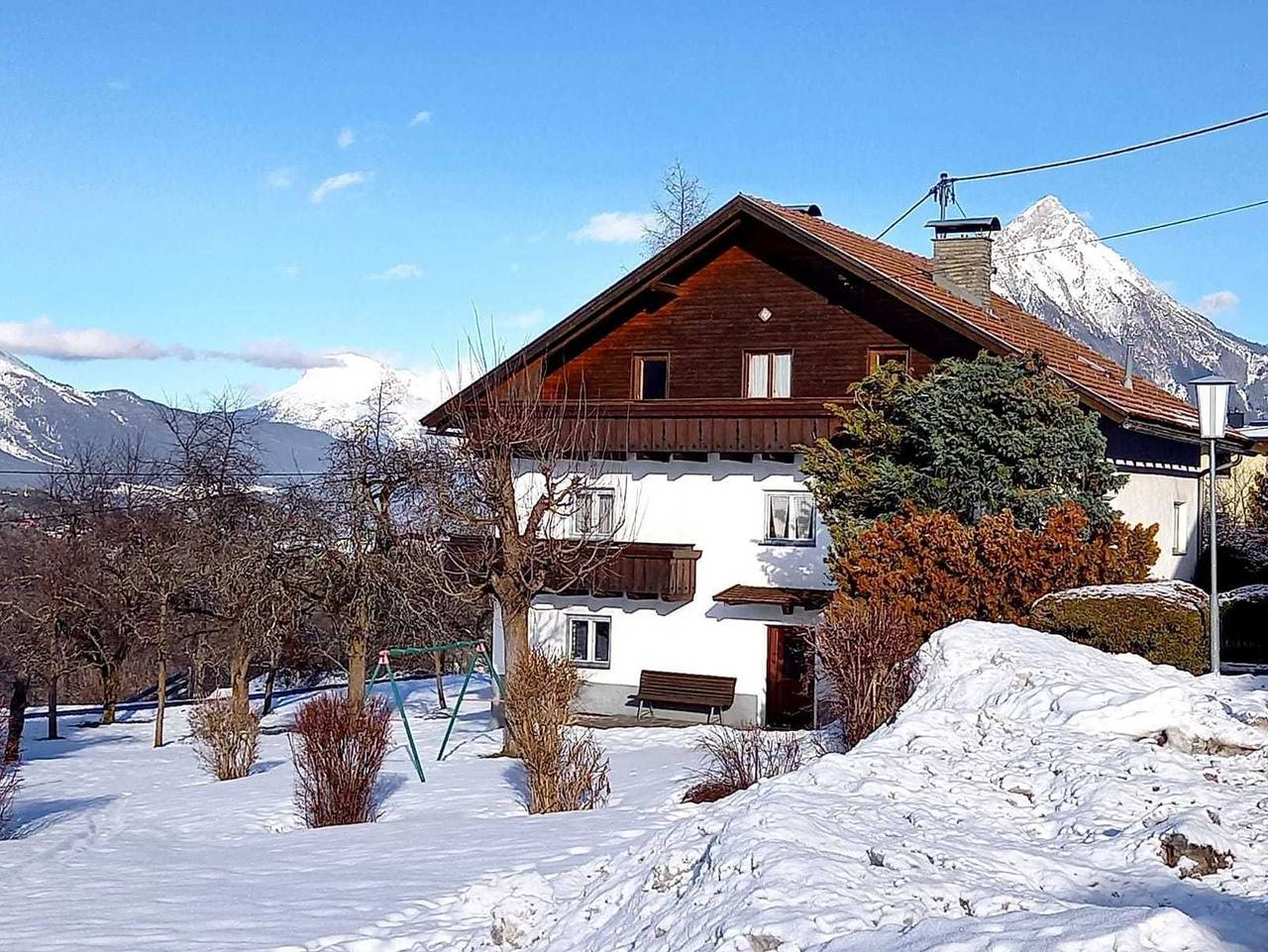 Ferienhaus in Tirol auf 1000 m Seehöhe mit Garten & Grill - Haus Alfred Grall in Kaunergrat, Imsterberg