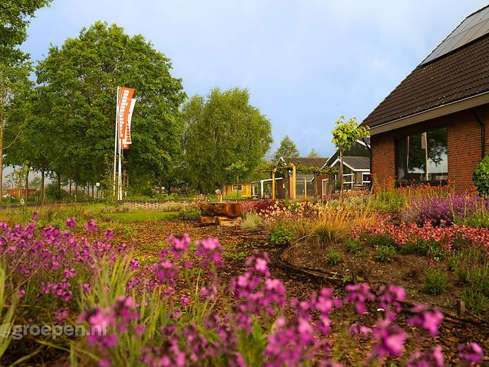 Ferienhaus für 12 Personen, mit Balkon/Terrasse und Whirlpool sowie Terrasse und Sauna