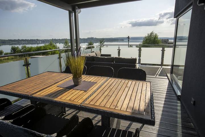 Ferienhaus für 6 Personen, mit Sauna und Balkon sowie Garten - 1