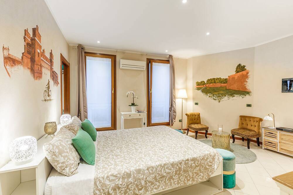 Apartamento entero, A tiro de piedra del castillo in Ferrara, Provincia de Ferrara
