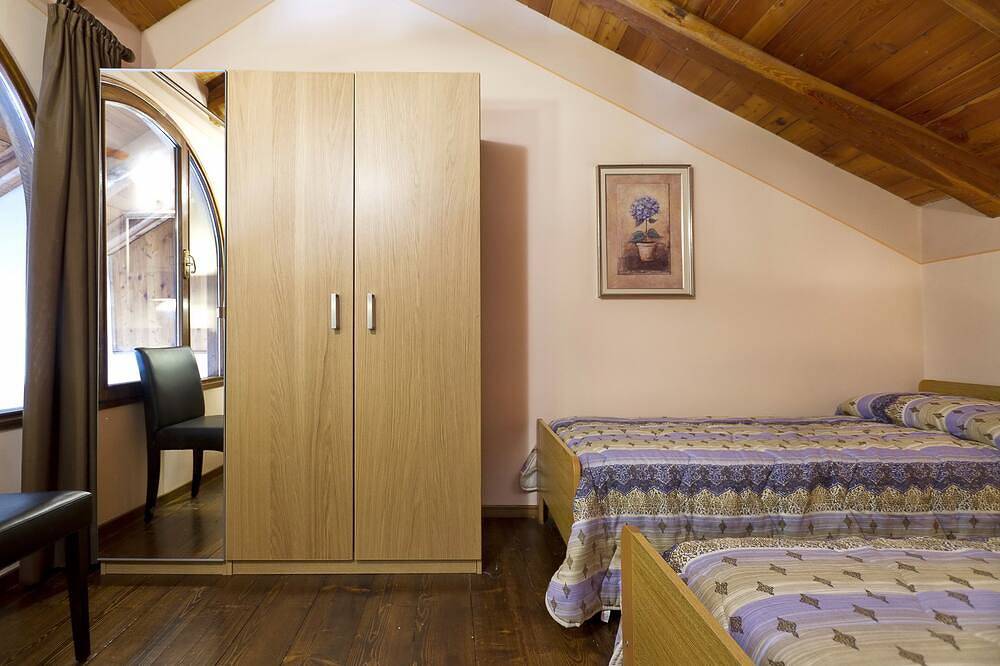Ganze Wohnung, Schöne, romantische, zentrale Wohnung Seeblick in der Nähe der Piazza / See / Rathaus in Orta San Giulio, Ortasee