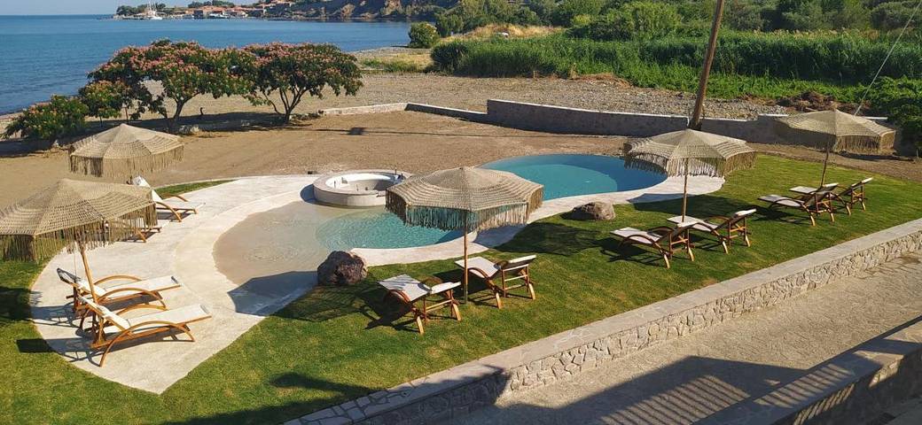Ferienwohnung für 2 Personen, mit Balkon und Terrasse sowie Garten und Pool in Petra (Griechenland)