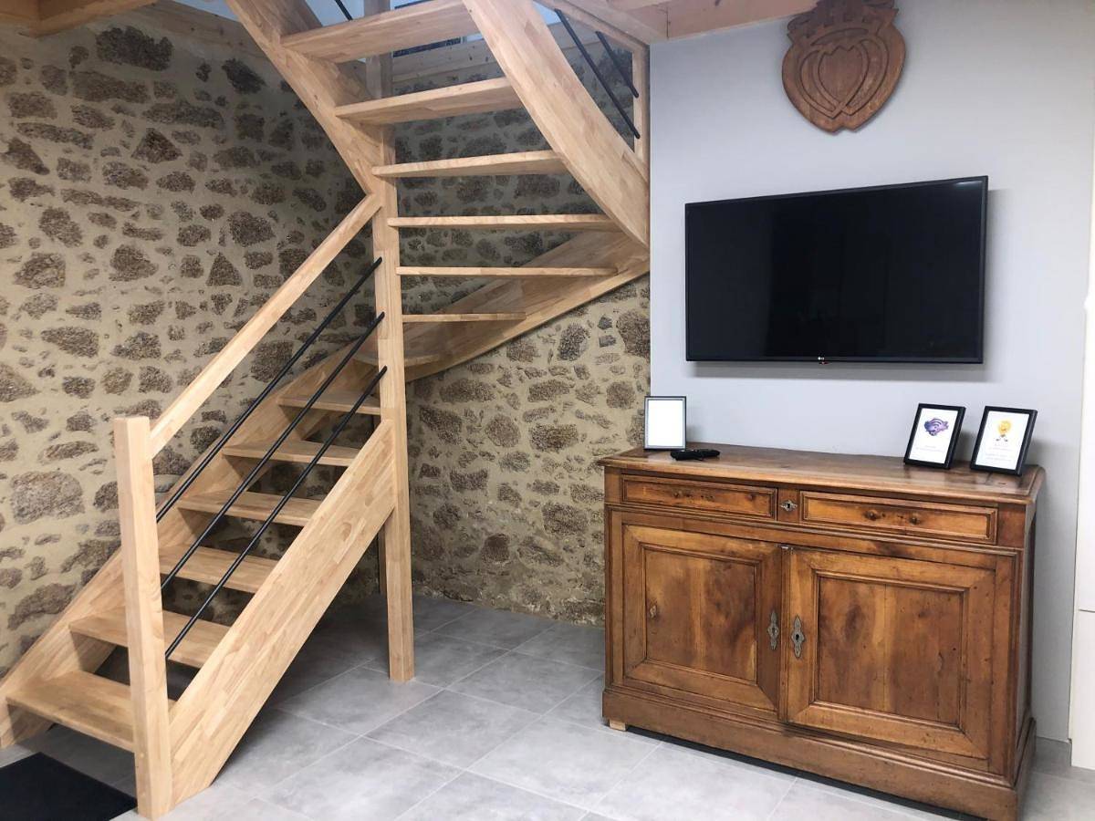 Five-Bedroom House in Chambretaud, Région de La Roche-sur-Yon