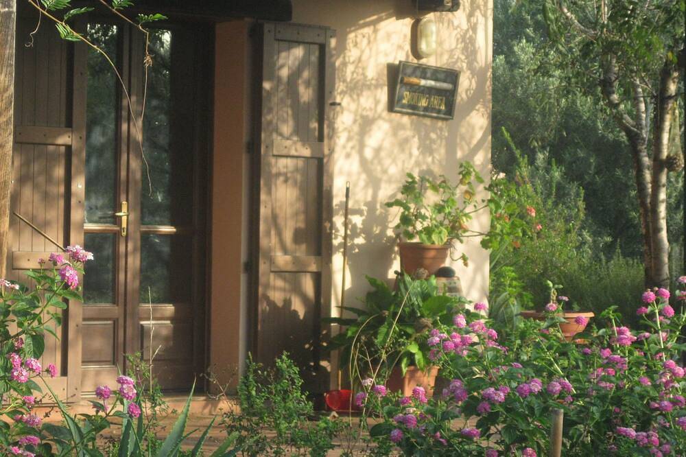 Bed & Breakfast Sa Ingia in Donigala Fenughedu, Sardinia