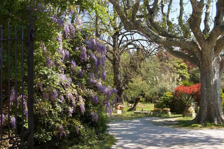 Location de vacances pour 4 personnes, avec jardin ainsi que vue et bassin pour enfant à Graveson - 4