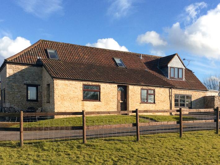 Gîte pour 8 personnes, avec jardin, animaux acceptés dans Cotswolds