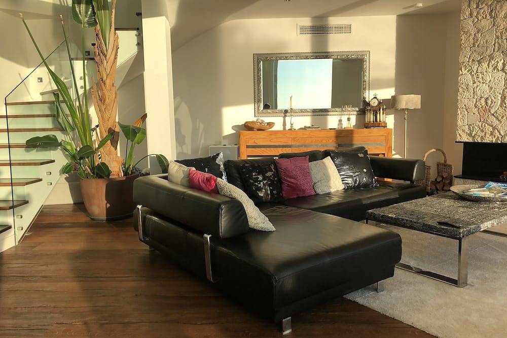 Luxurious new villa with spectacular sea views in Cala Ratjada, Capdepera